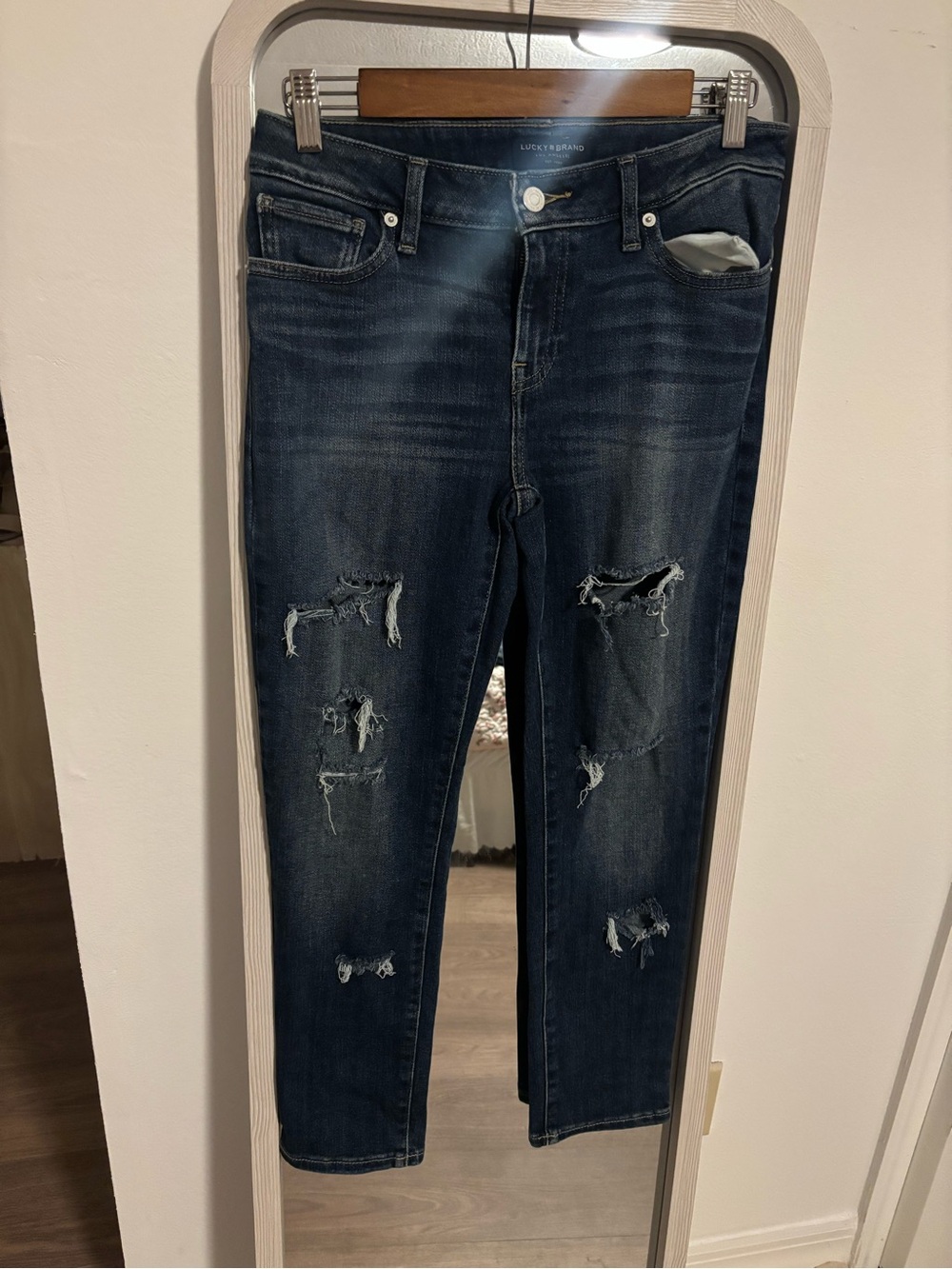 Lucky Brand Distressed Dark Indigo Skinny Jeans